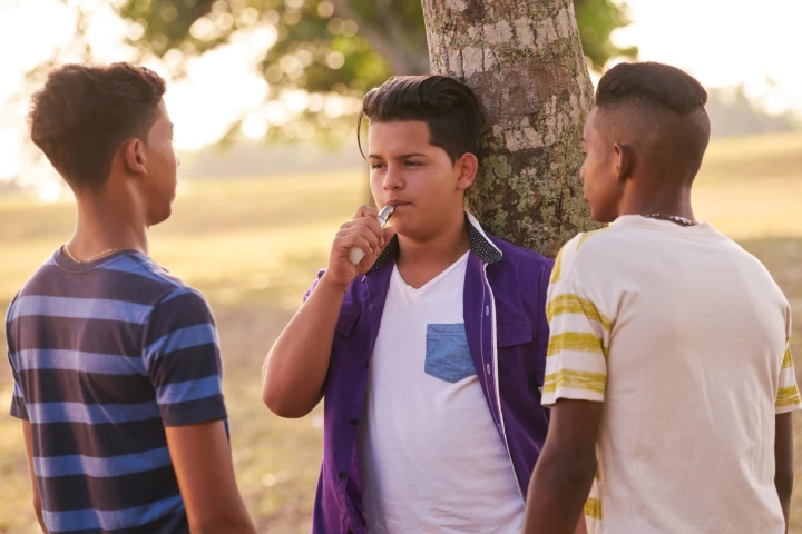 Hospitalizations of teenagers displaying severe lung diseasea has sparked a new wave of health concerns around e-cigarette use