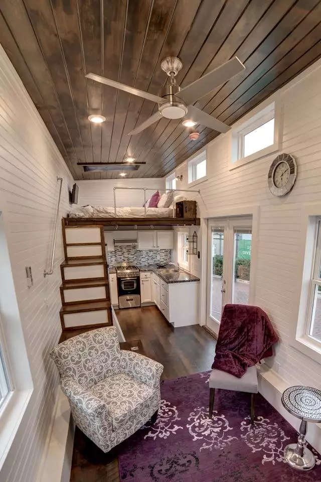 The Freedom Tiny House comprises a total floorspace of 304 sq ft (28 sq m)