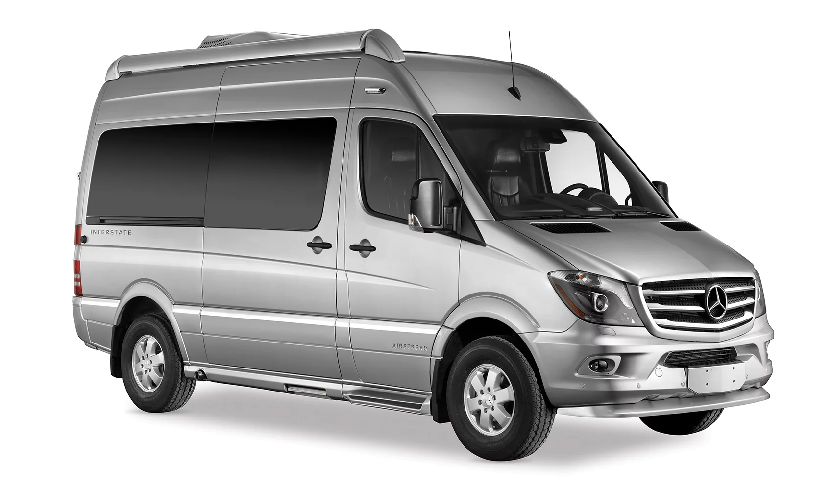 The Interstate Nineteen is based on a 144-in-wheelbase Sprinter 2500 with 3.0-liter V6 turbo-diesel engine