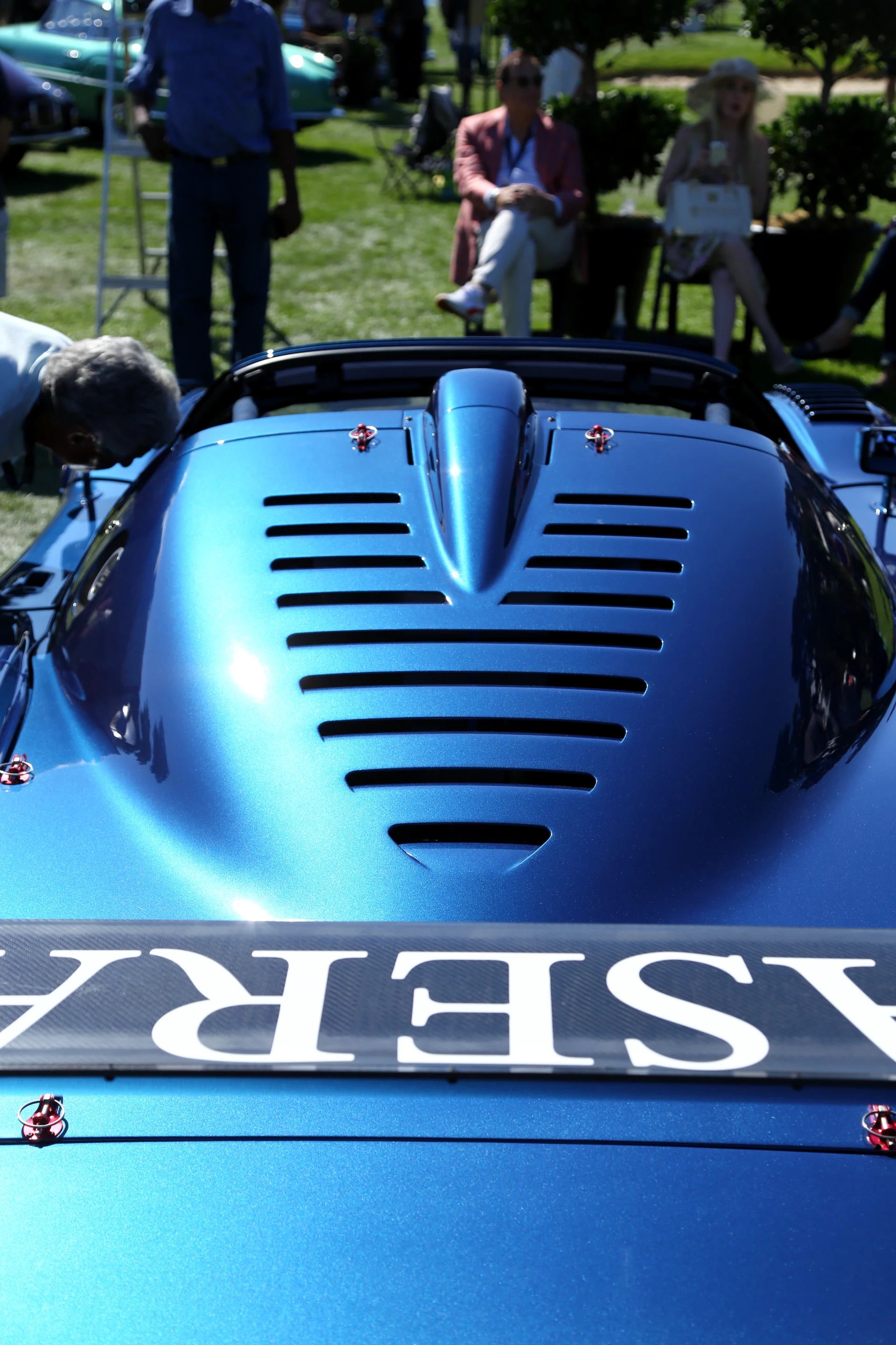 The 2005 Maserati MC12 Corsa is built on the chassis of the Ferrari Enzo and features an Ferrari inspired V12 that's good for 620 hp (Photo: Angus MacKenzie/Gizmag.com)