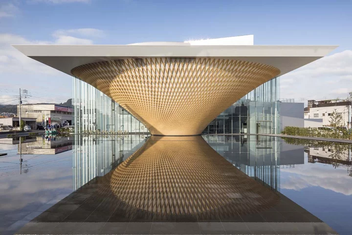 Shigeru Ban won a competition back in 2013 to design the Mt Fuji World Heritage Center