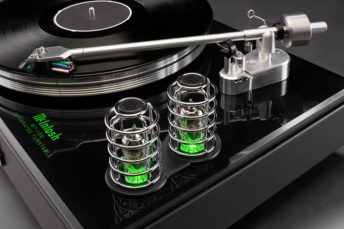 A vacuum tube pre-amp with two 12AX7 tubes works with a shielded phono section to "help make your vinyl albums sound their best"