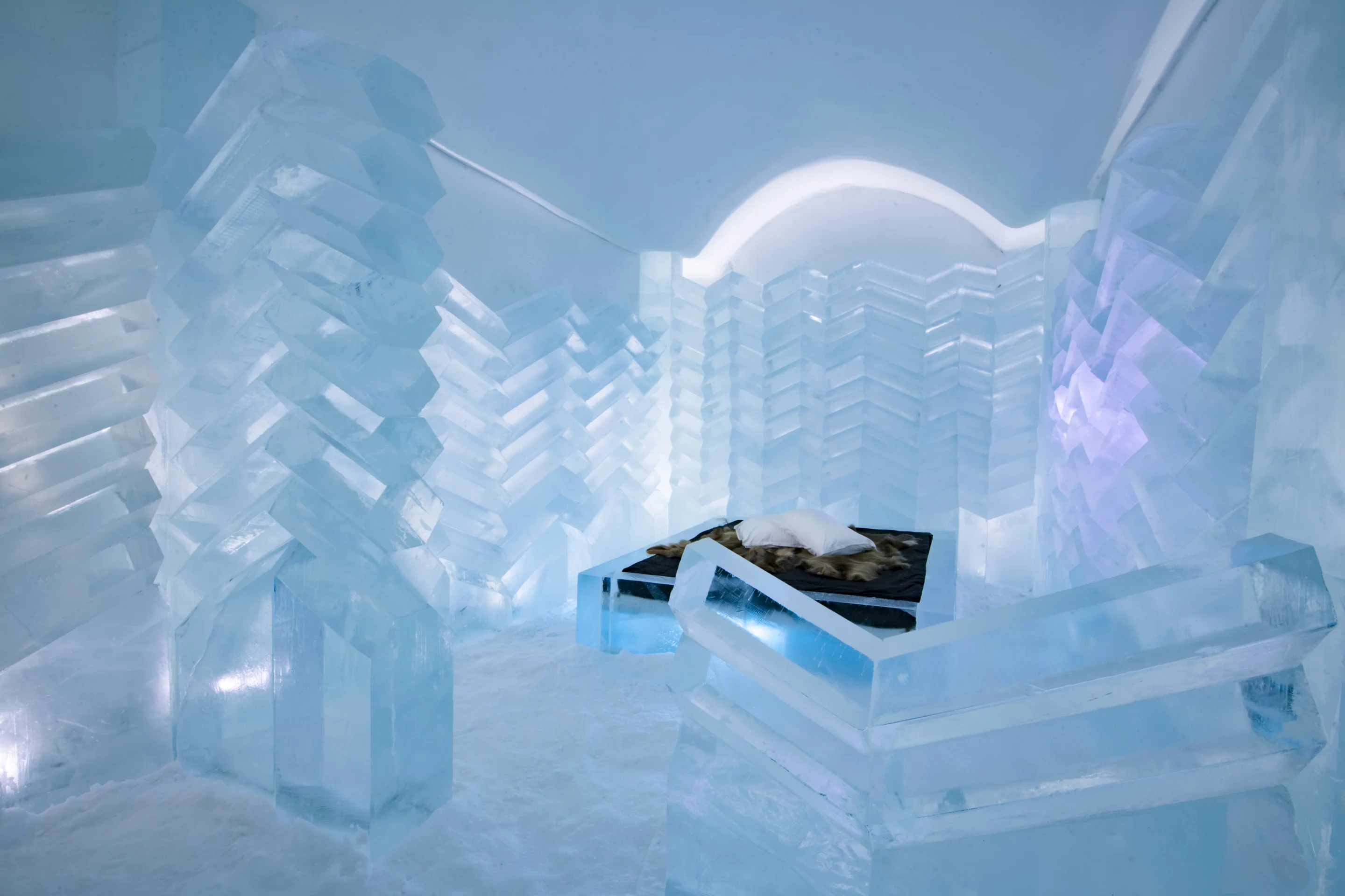 Zig and Zag was designed by Nicolas Triboulot and Clement Daquin. "The shortest path is not always the most beautiful," explains Triboulot. "I love the idea of meanders, curves and convolutions. Of seeking and facing challenges"