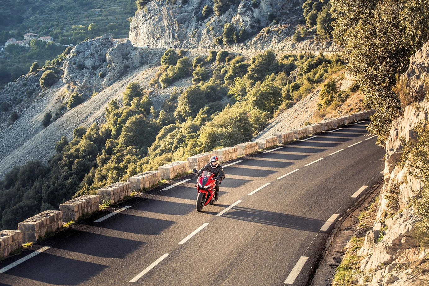 The Honda CBR500R is efficient over short and long distance touring