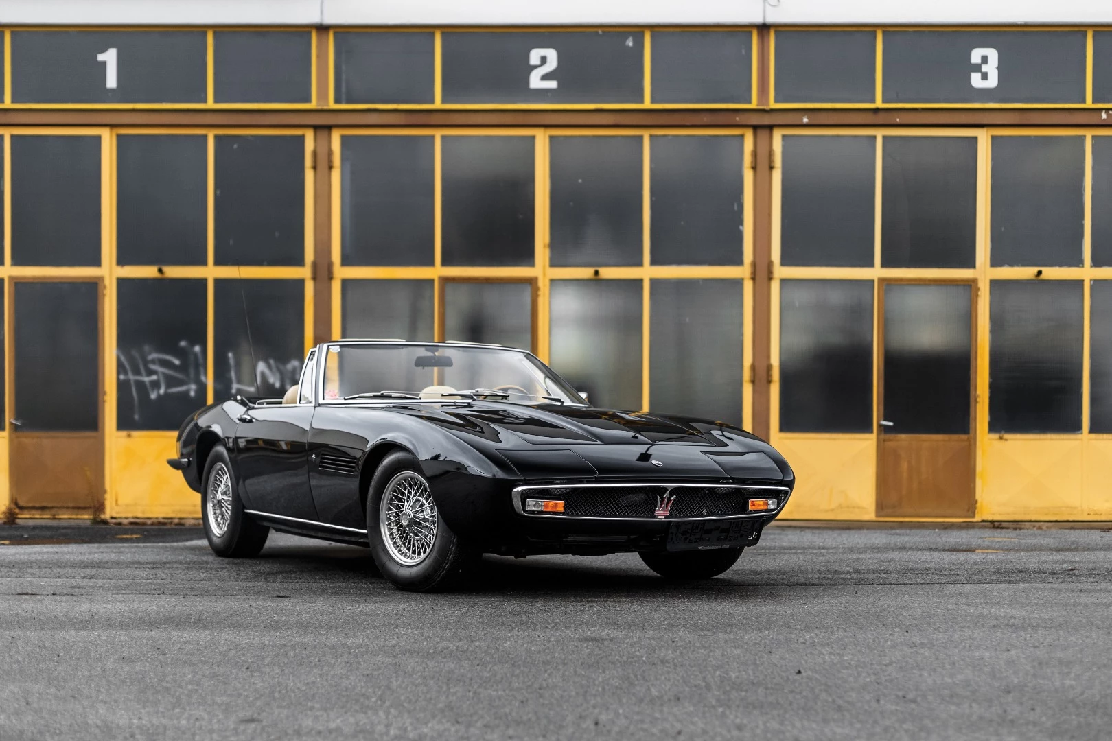 $869,707 (€708,125) | 1970 Maserati Ghibli 4.7 Spyder by Ghia | RM-Sotheby's Lot 129 | Auction Description | Estimate: €700,000 to €800,000
