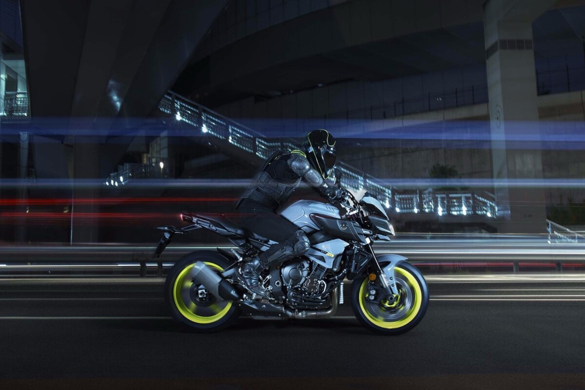 Yamaha MT-10: looks unfinished next to other Yamaha bikes