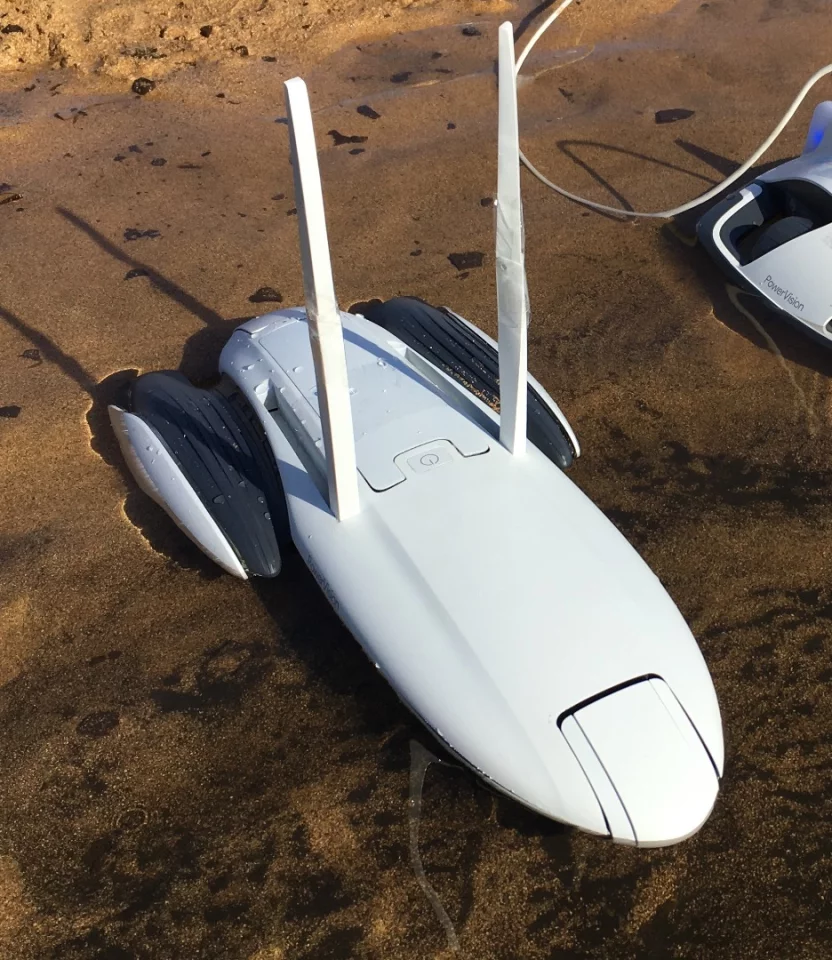 The PowerDolphin is designed to resist capsizing