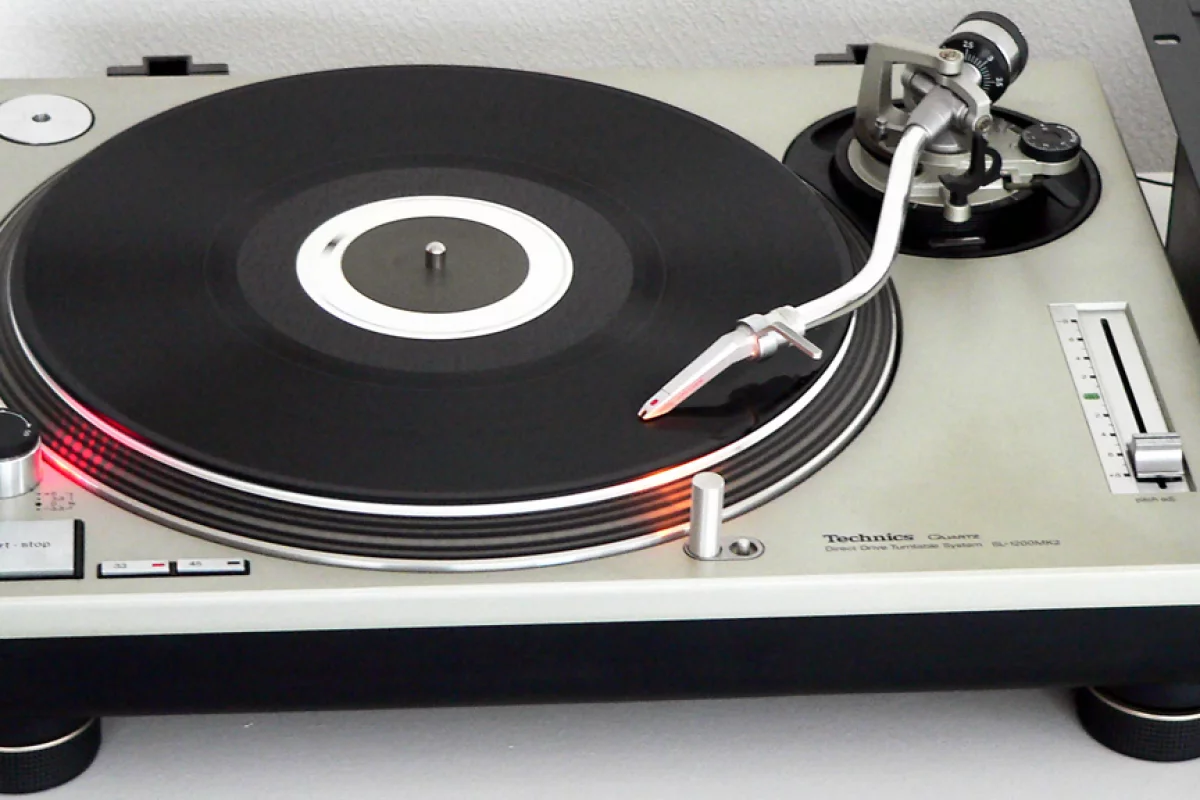The Technics SL-1200MK2 (Image: Dydric)