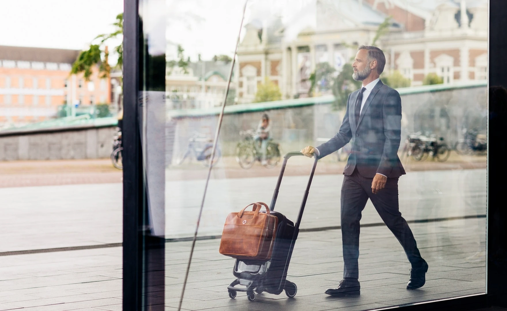 So-called "light push steering" is aimed at making the the luggage smooth to maneuver