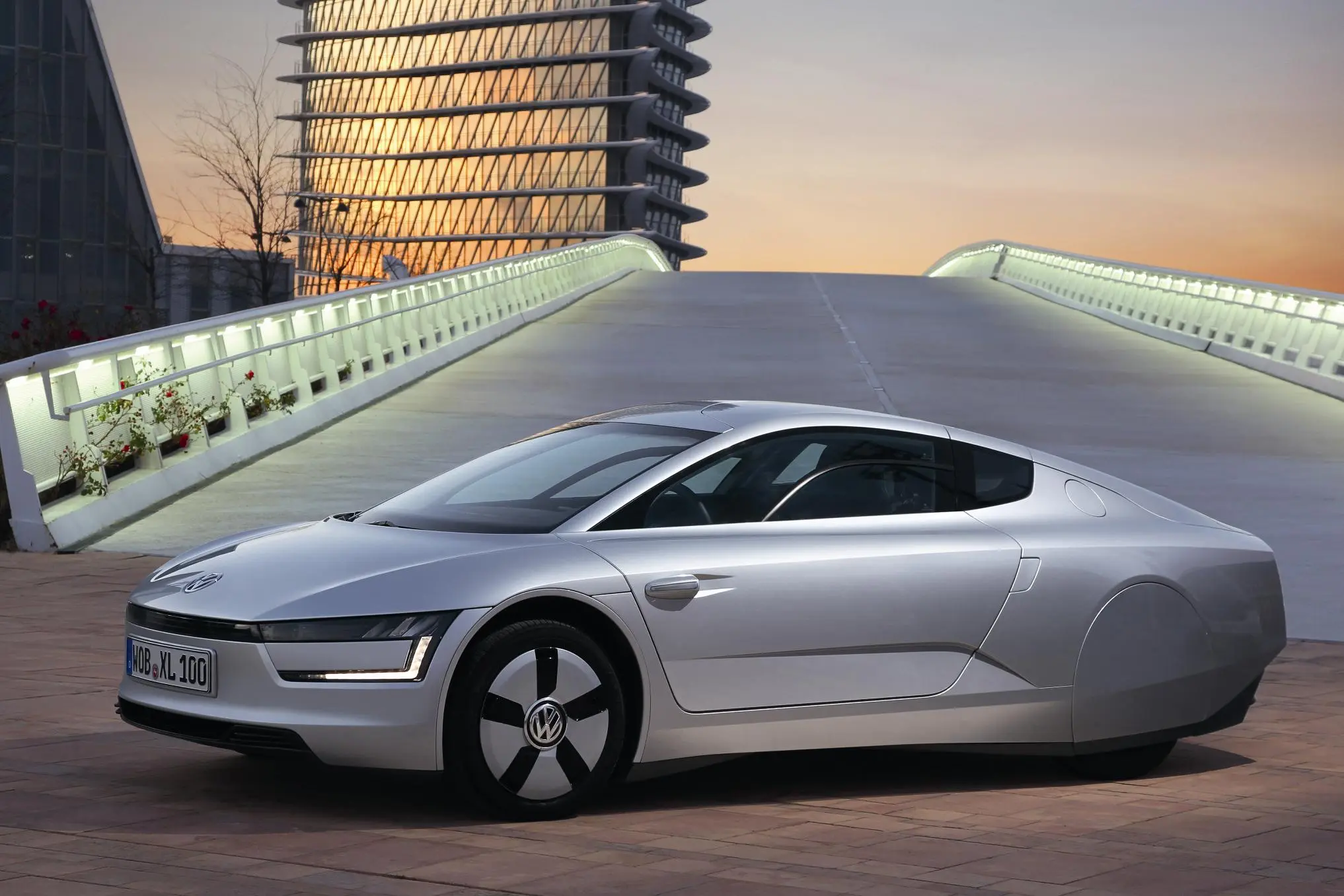 The XL1 has a drag coefficient of .19