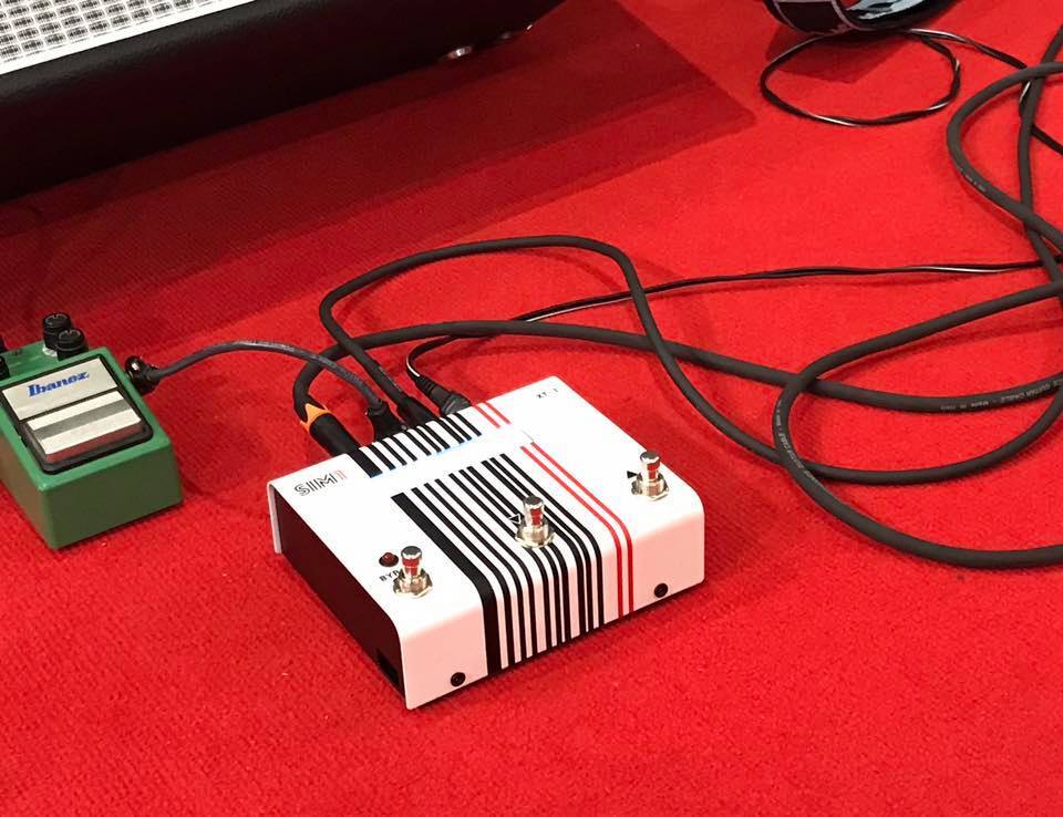The XT-1 offers true bypass for complete removal from the signal chain at the push of a switch, and it has a pedalboard-friendly 9 V DC power requirement