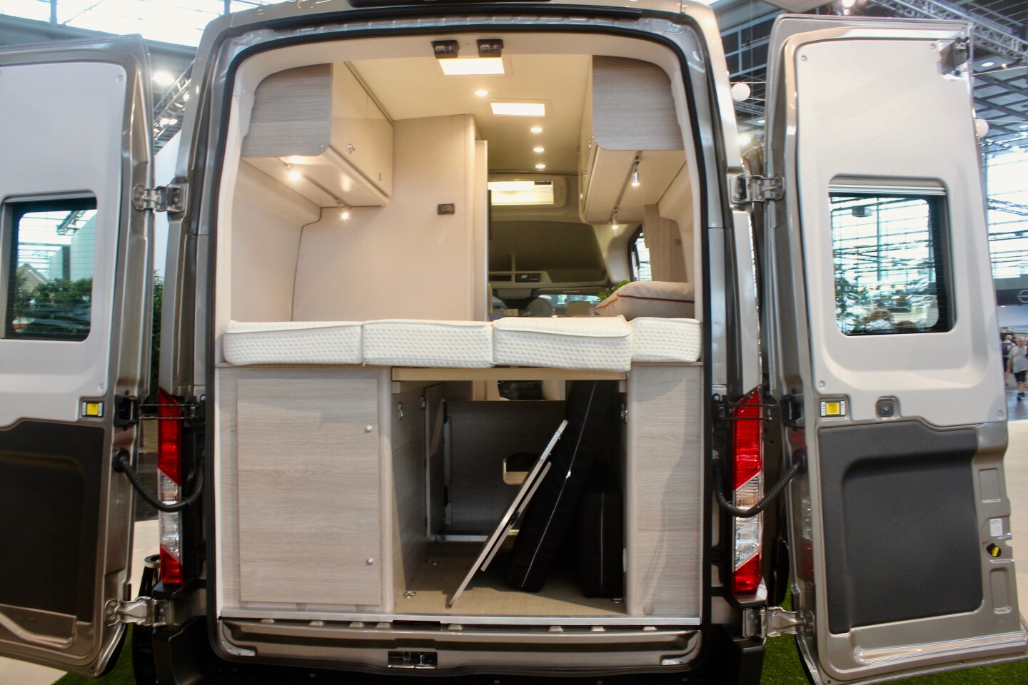 Bürstner creates the first electric camper van atop a Ford ETransit