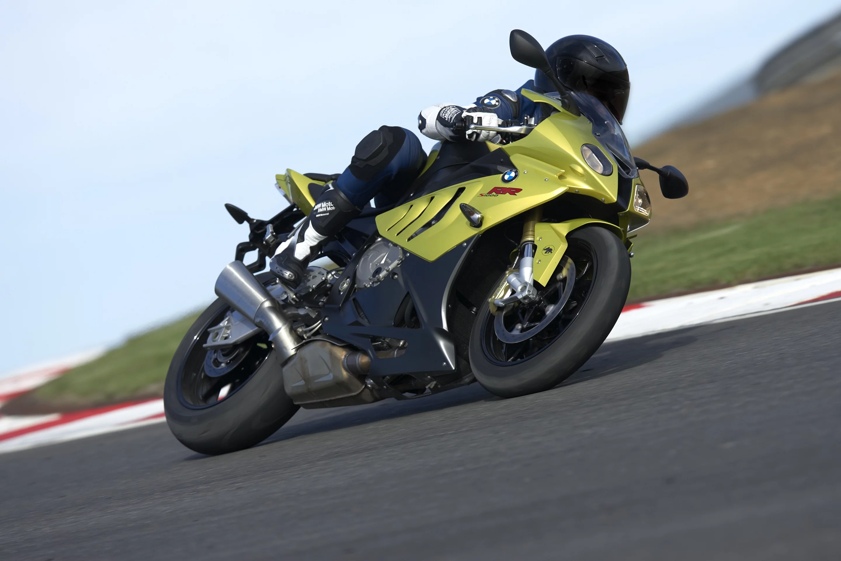 BMW's S1000RR superbike impresses in a track test