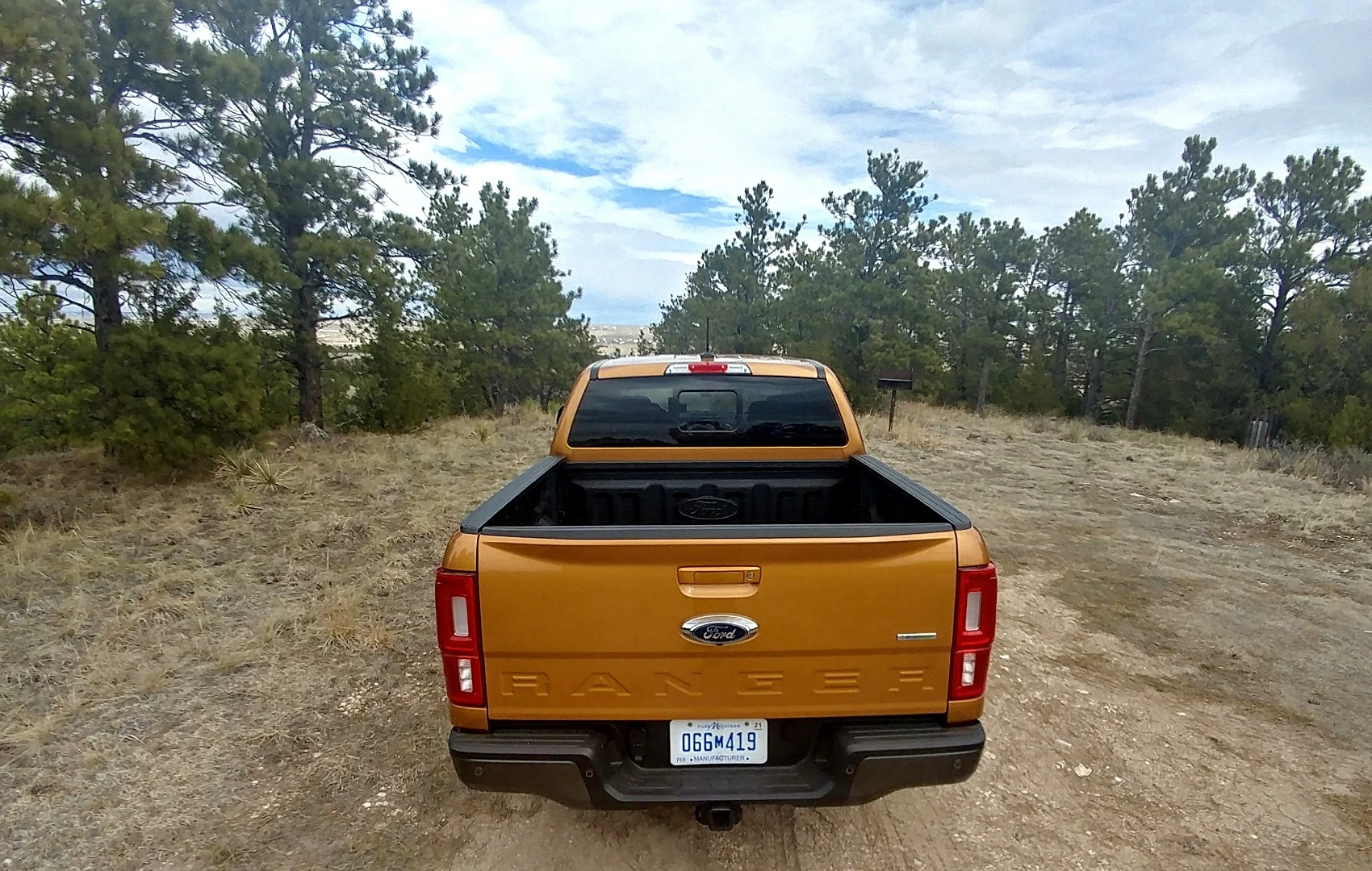 The Ranger's tailgate does not have dampening hinges, so it flops down loudly when opened