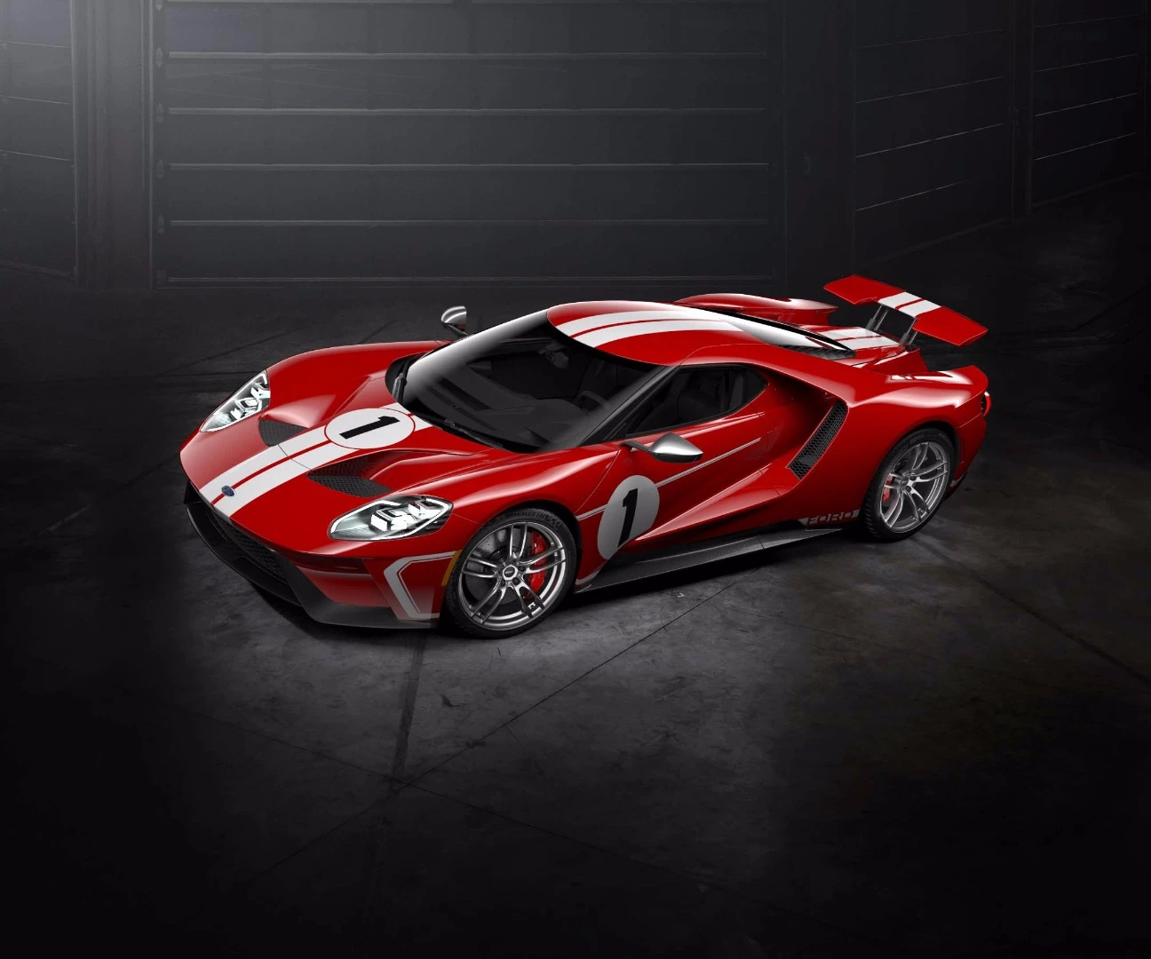 Unchanged is the GT's 647-hp 3.5-liter EcoBoost V6