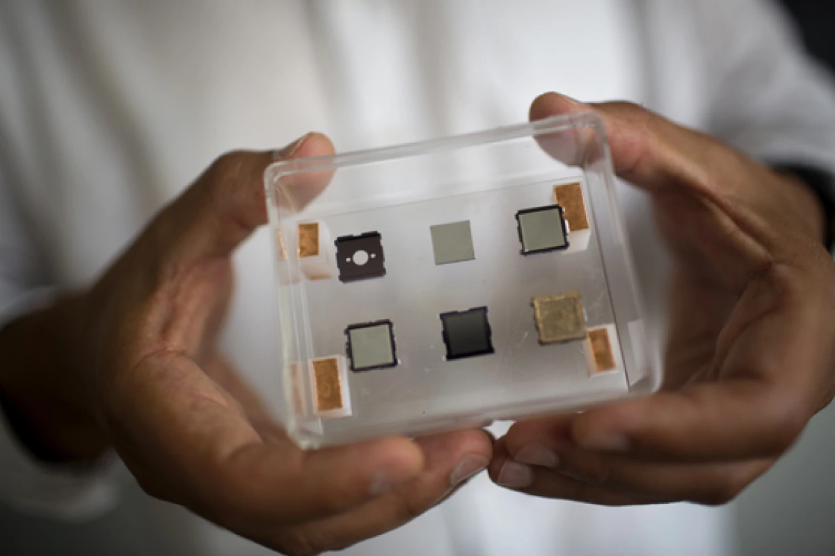 The different components that make up the MIT microthruster (Photo: MIT)