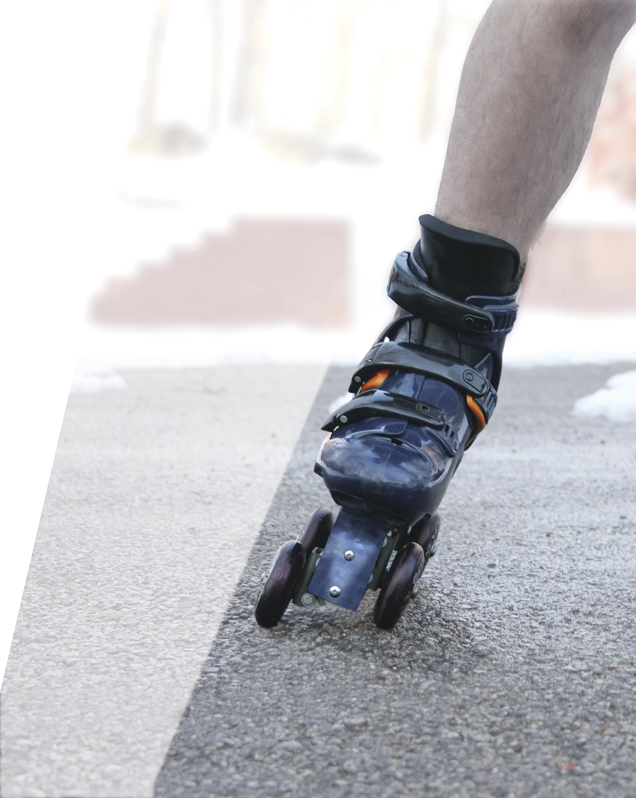 Pavement roller-skiing with Flexiskates