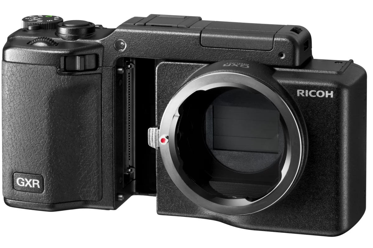 Ricoh has announced a September release for its new M-mount lens unit for the GXR modular camera system