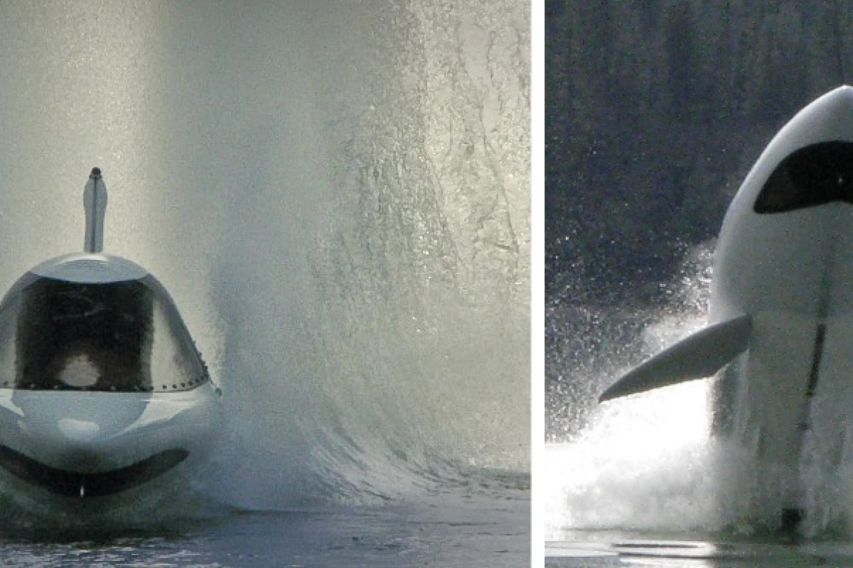 The Seabreacher X: admit it, you'd soil yourself if this came at you.