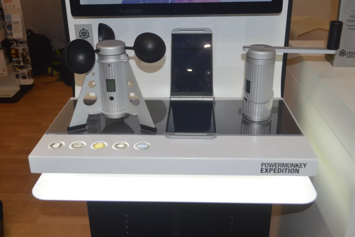 Expedition users can switch between the turbine, solar and hand crank power