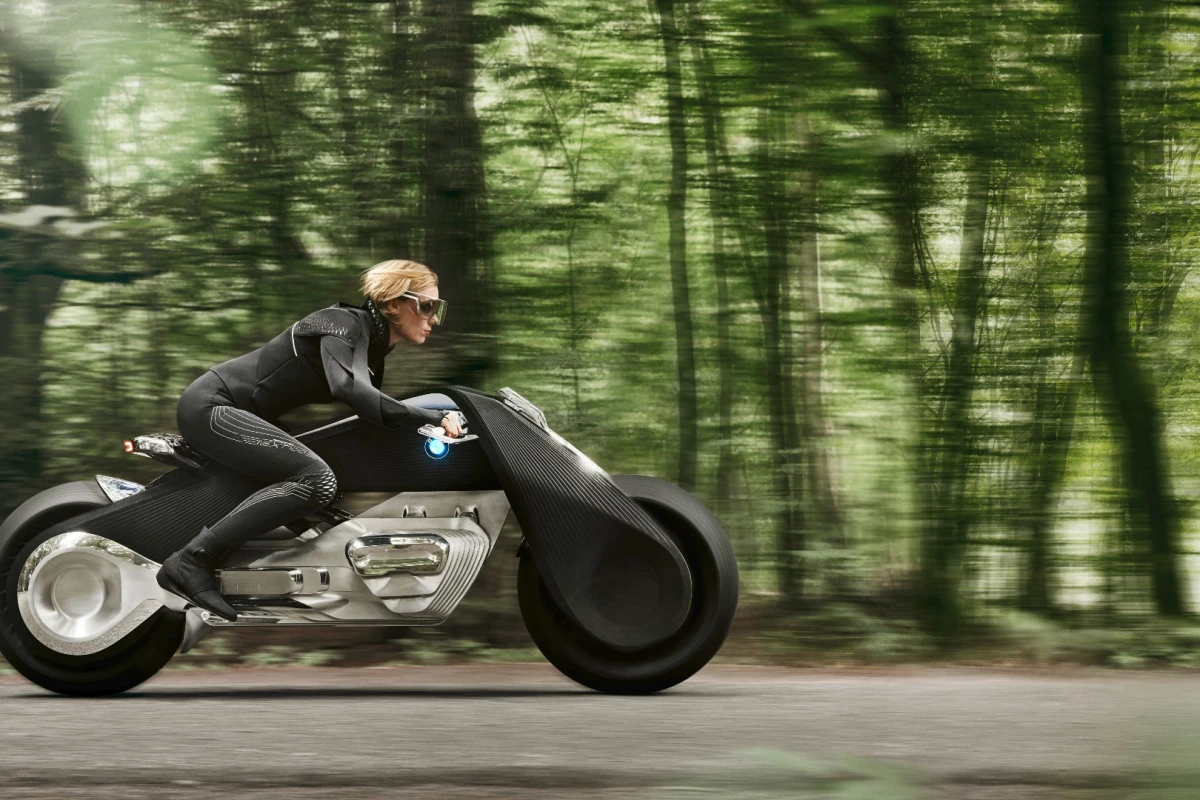 The Motorrad Vision Next 100 requires no safety equipment for the rider