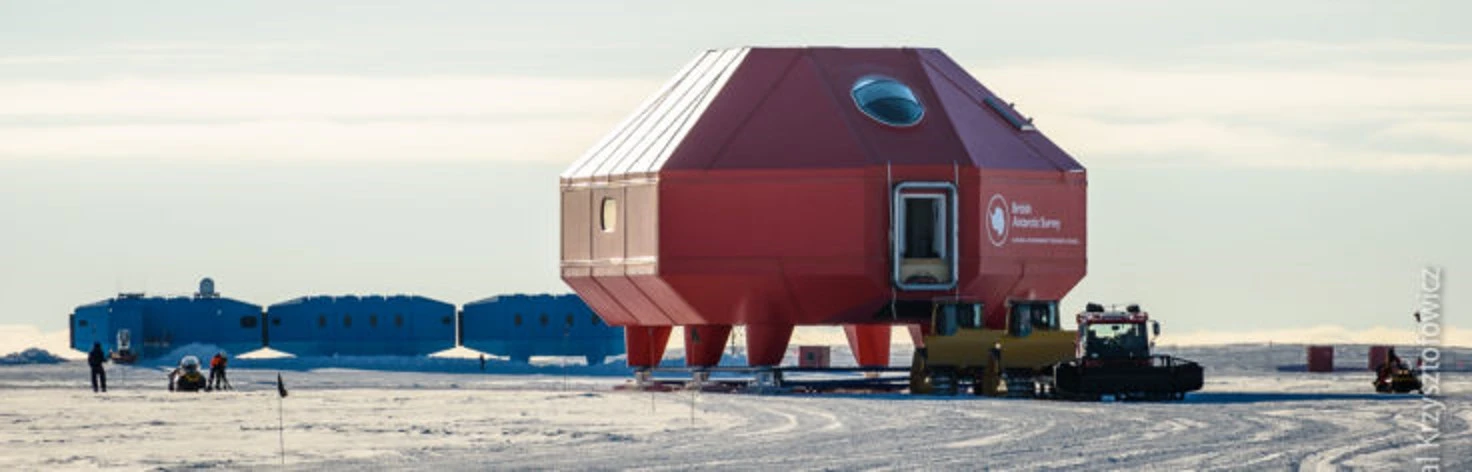 The living module being moved out