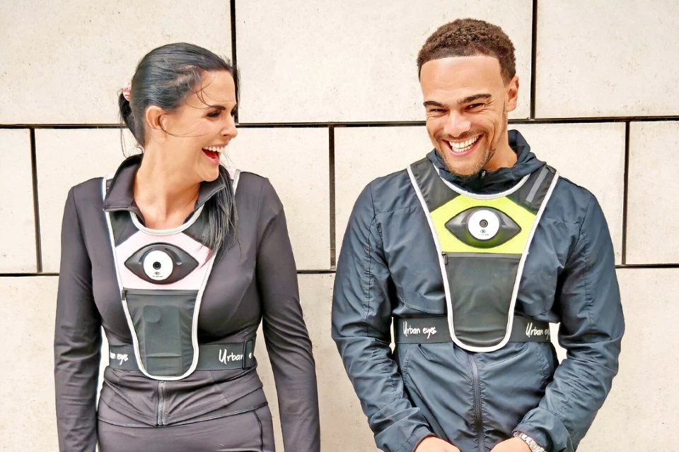The Urban Eyes running vest features dual 120-degree HD cameras