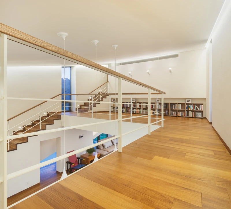 The layout comprises a ground floor, mezzanine, and a further staircase leading to the master bedroom and balcony (Photo: Kyungsub Shin)