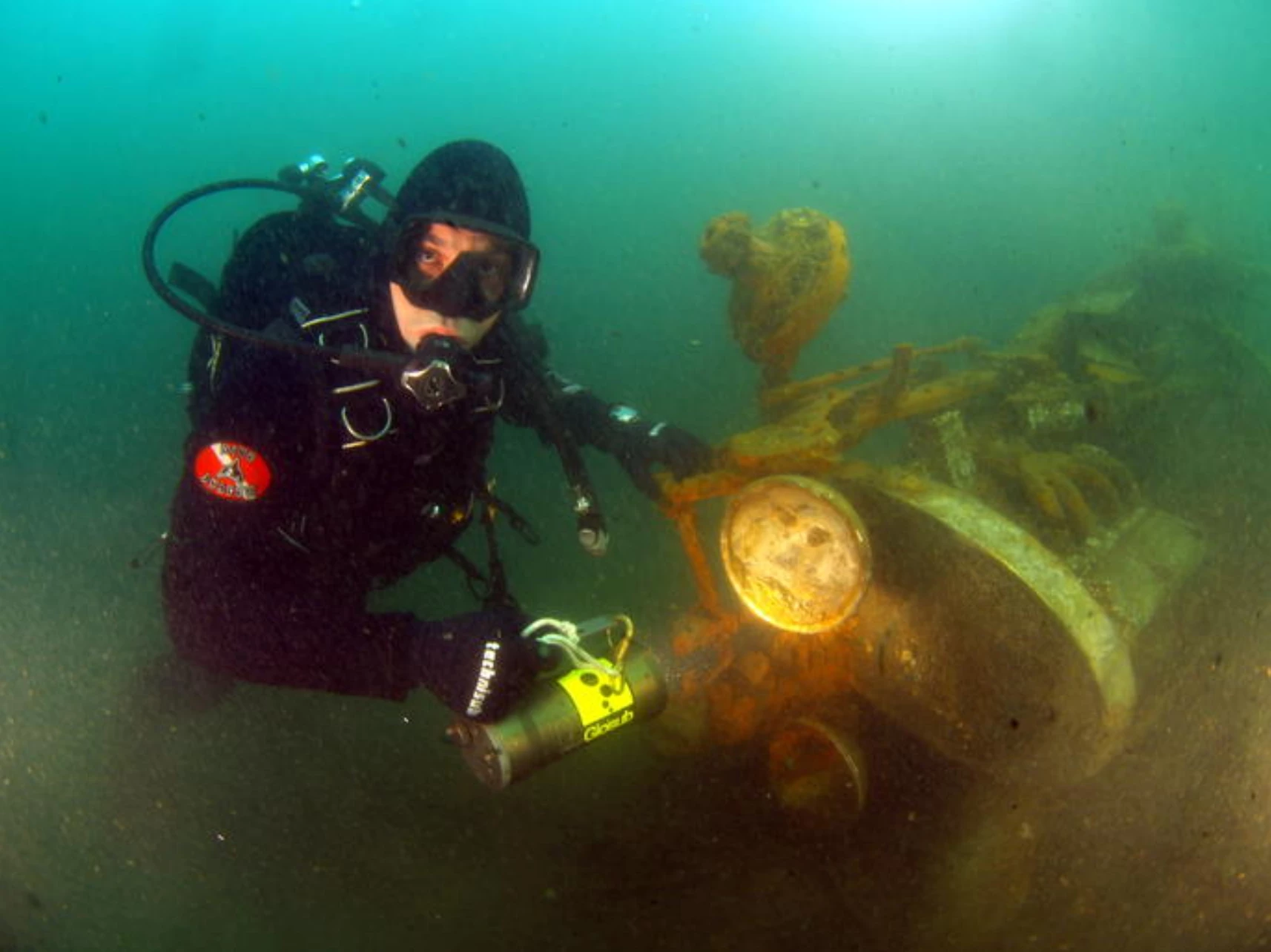 One of the most remarkable stories of automotive history closed another fascinating chapter at the third annual Bonhams Rétromobile sale on January 23, 2010 when the legendary Lake Maggiore 1925 Bugatti Type 22 Brescia fetched EUR 260,500.