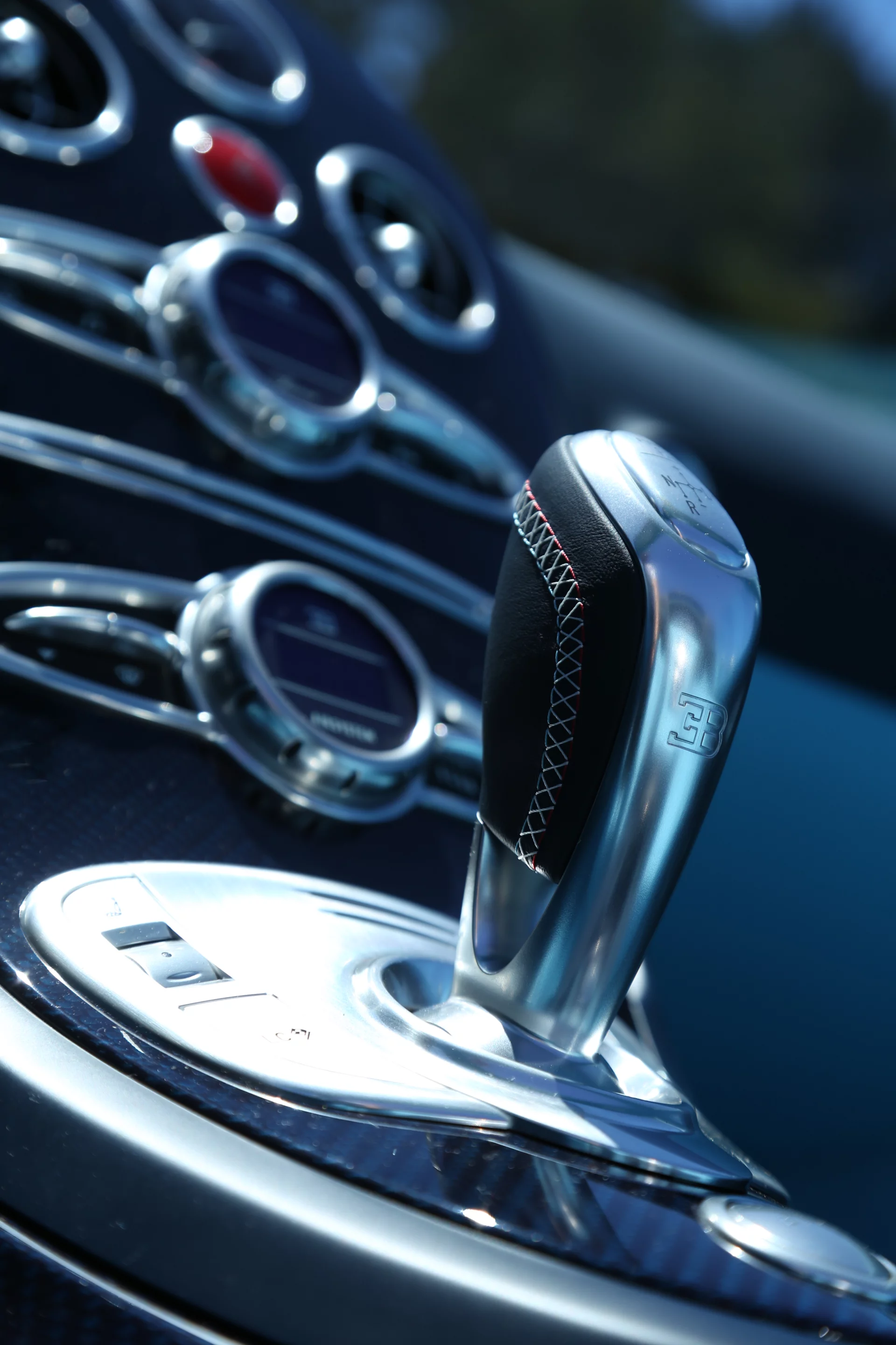 Jean-Pierre Wimille Veyron Legend is the first of six individual Bugatti Legends to be launched over the next 12 months (Photo: Angus MacKenzie/Gizmag.com)