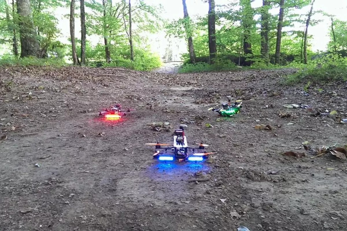 Like a scene out of Star Wars, French drone enthusiasts raced their vehicles through the forest in a test of their piloting ability
