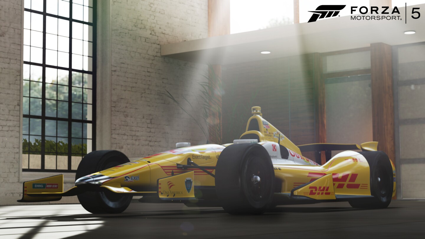 According to its developers, Forza Motorsport 5 has been designed specifically for the Xbox One to take full advantage of its improved processing power and crisp graphics