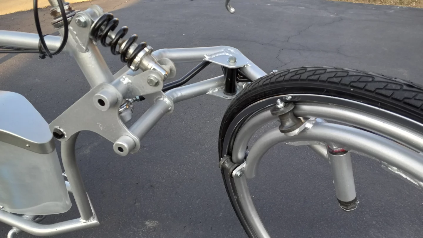 Blue Steel's one-sided front swingarm