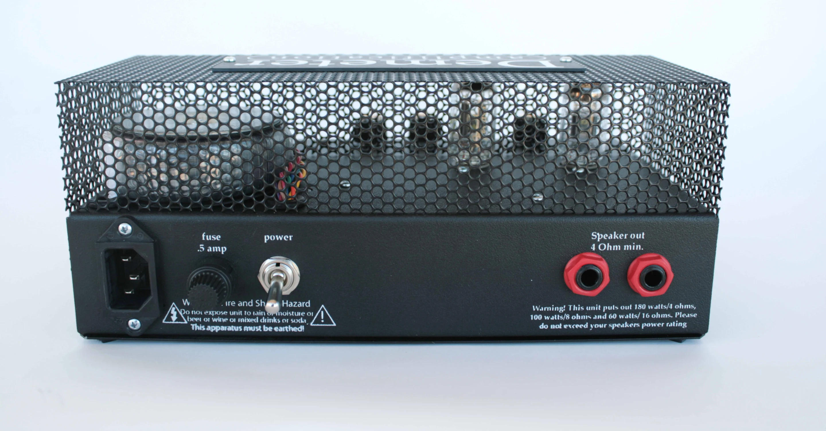 The Mighty Minnie is capable of throwing out 60 W into 16 ohms, 100 W into 8 ohms or an incredible 180 W into 4 ohms