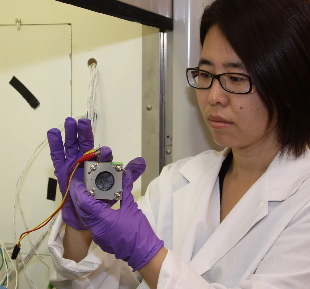 Research at Oregon State University by engineer Hong Liu has discovered improved ways to produce electricity from sewage using microbial fuel cells (Photo: Oregon State University)