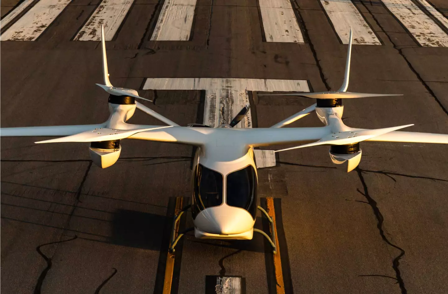 The Aria-250 will go into production in five-passenger air taxi and single-seat cargo versions