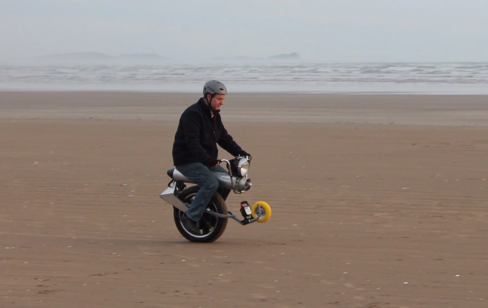 John Dingley hasn't yet ridden his Mega Hub Motor Electric Unicycle at full power