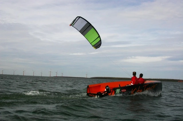 Kitetender features an innovative design by Peter Schermer