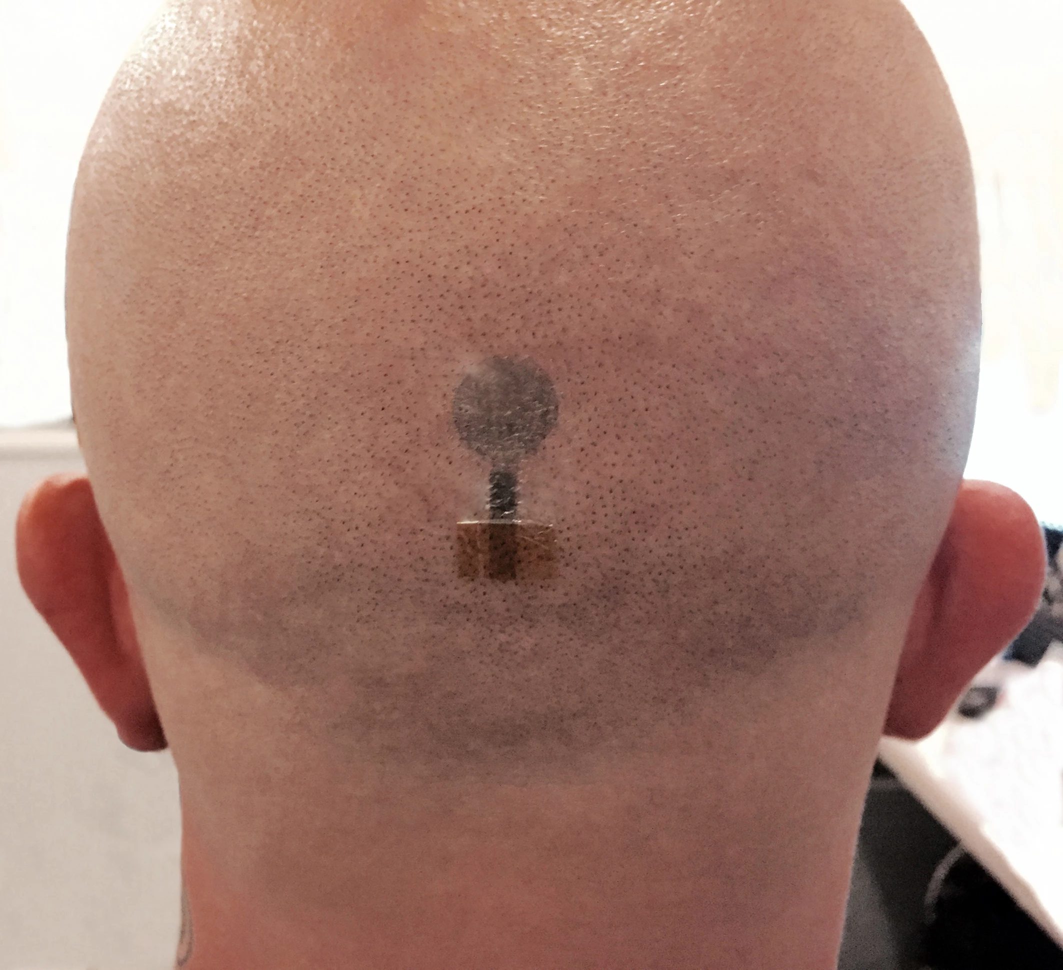Printed tattoo electrodes have, for the first time, been found to effectively measure EEG activity, without a conductive gel, as well as traditional electrodes