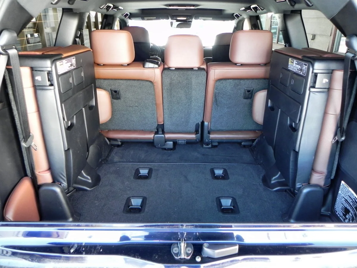 Cargo space is good, but not excellent thanks to those third row seats folding to the side, taking up room