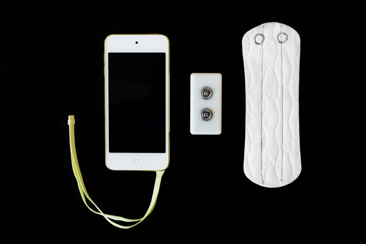 The Quick Trainer consists of an iOS device, Bluetooth transmitter and disposable sensor