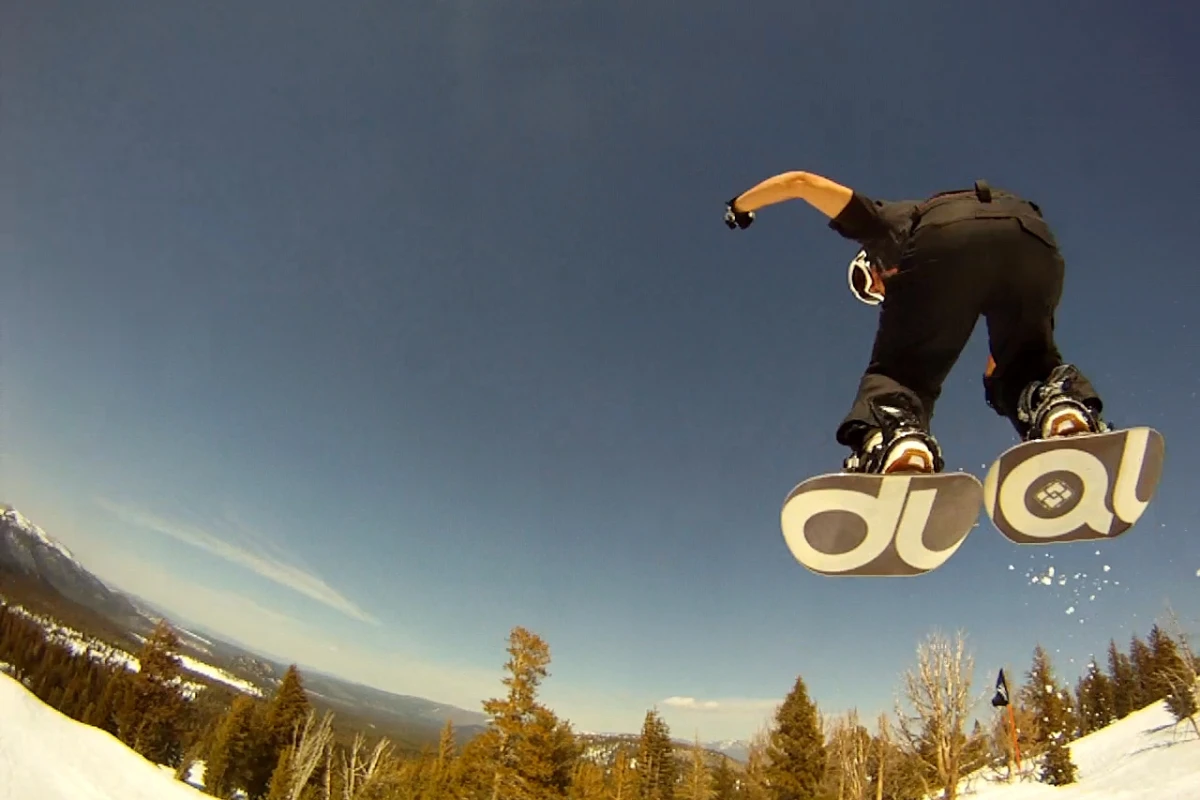 Dual Snowboards create a familiar but totally new on-snow experience