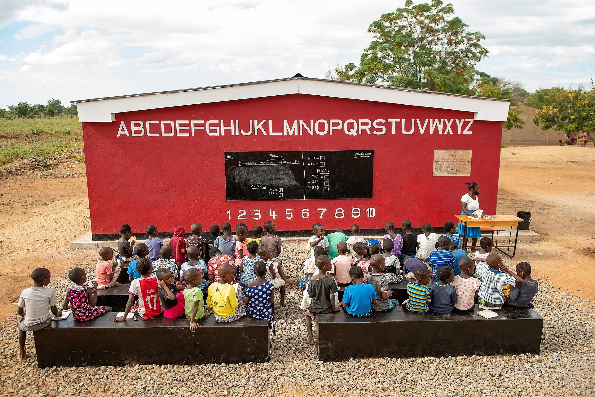 The world's first 3D-printed school is now complete in Malawi