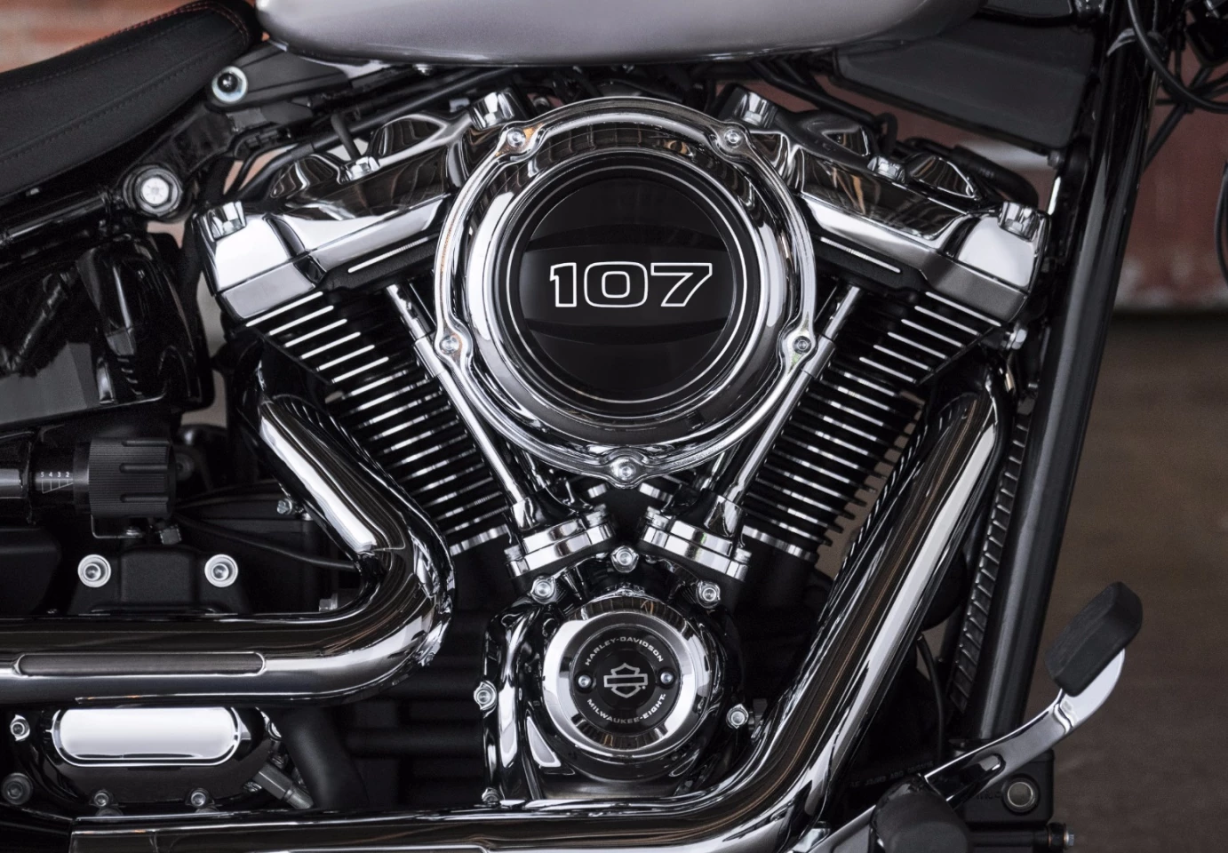 The Milwaukee Eight 107 motor in polished trim, as used in the 2018 Harley-Davidson Softail range