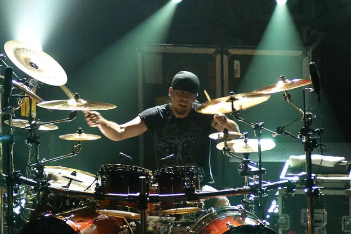 Instead of having pre-programmed music determine the pace of a band's songs, the Beat-Keeper plugin for Ableton Live allows drummers to take back control