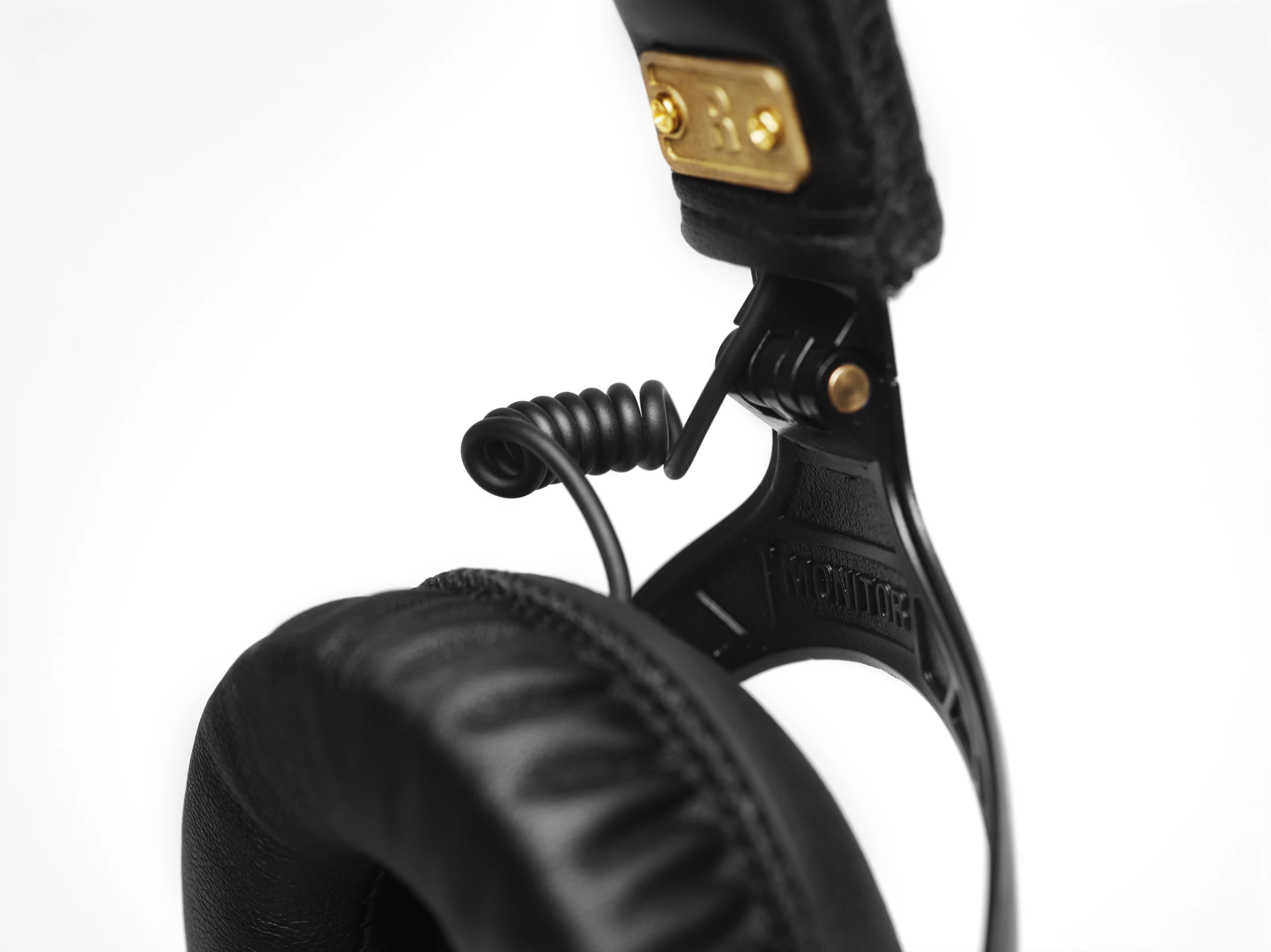 Classic Marshall styling is very much in evidence, from faux leather detailing to metal hinges and brass accenting