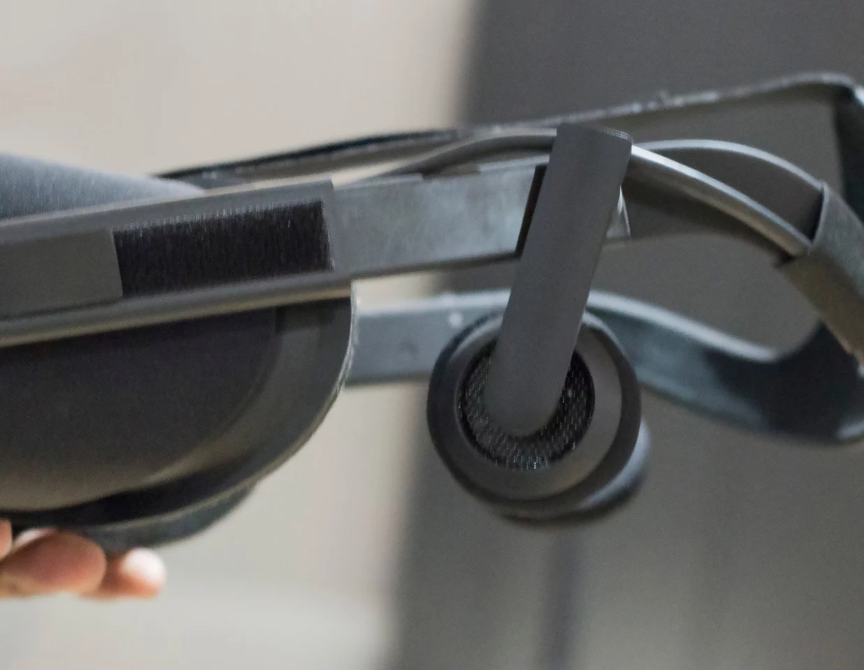 The Oculus Rift's headphones