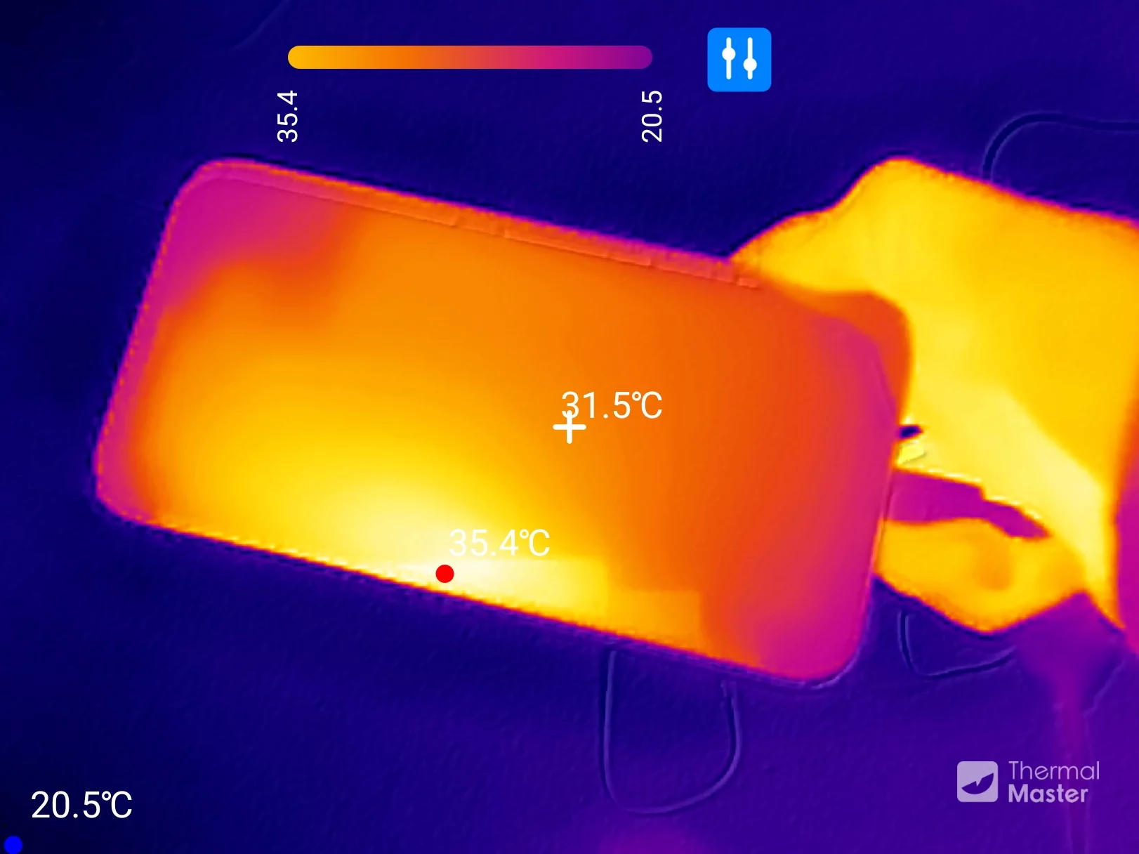 The P4 allows you to adjust your thermal view for your needs
