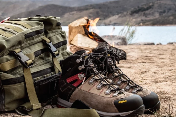 Survival Laces include a fire starting kit and a fishing line