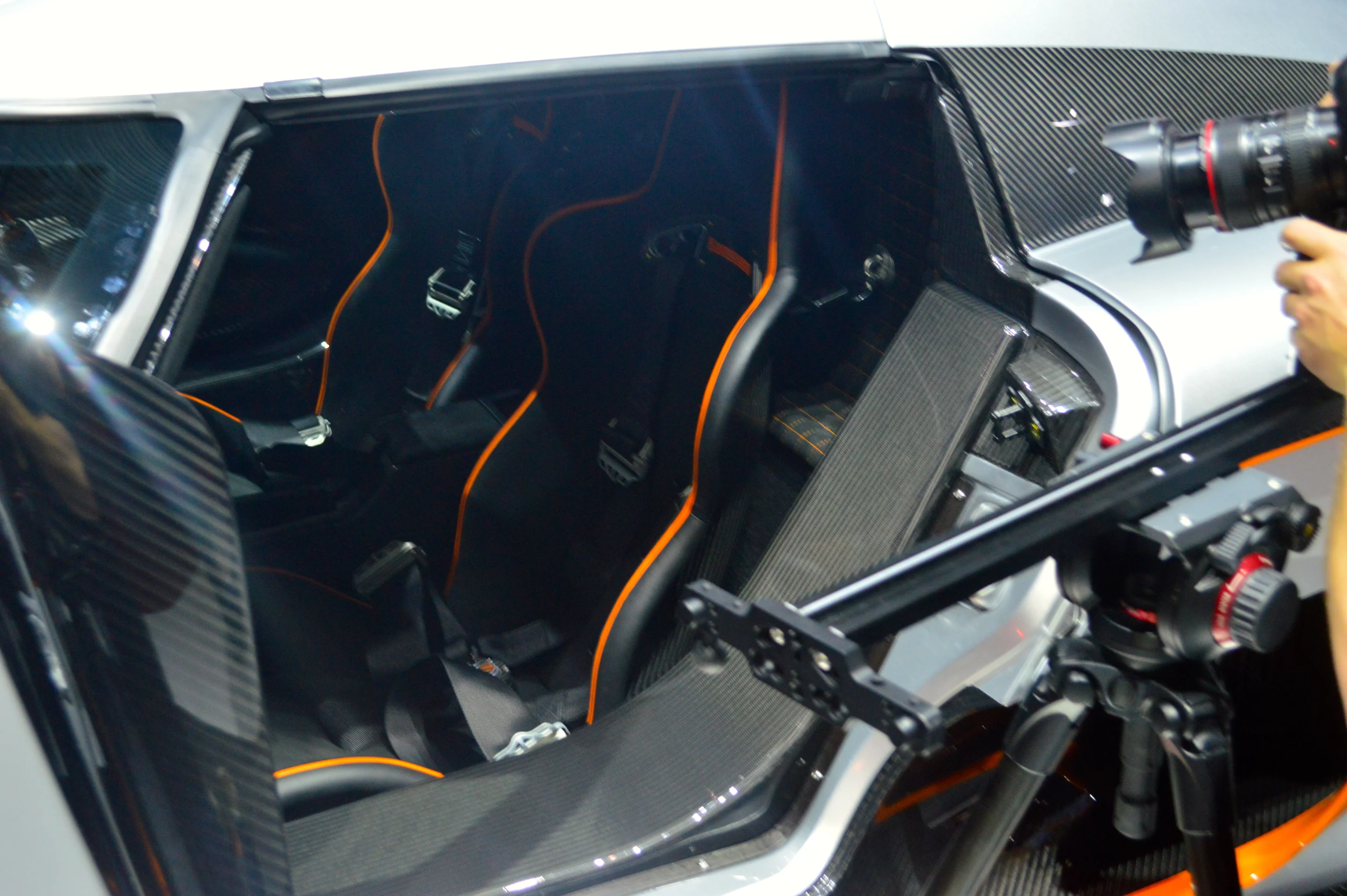 The One:1 has lightweight seats with racing harnesses and memory foam (Photo: CC Weiss/Gizmag.com)